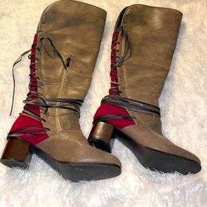 2/$40 Knee high tie up back boots 👢